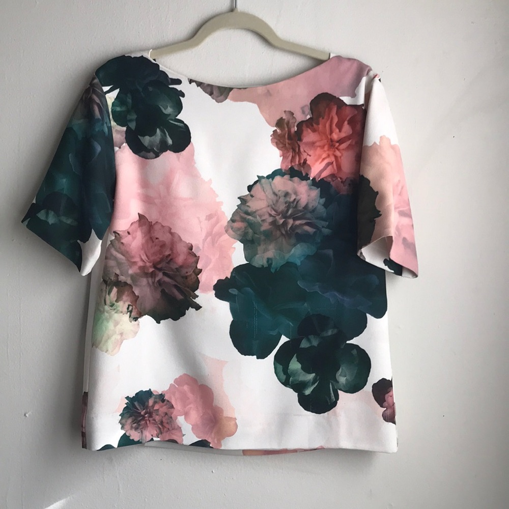 Club Monaco floral printed crepe top